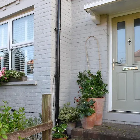 Great Ayton Lodge *